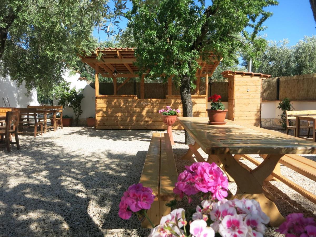 Apartments Villaggio Riccio Матината Екстериор снимка