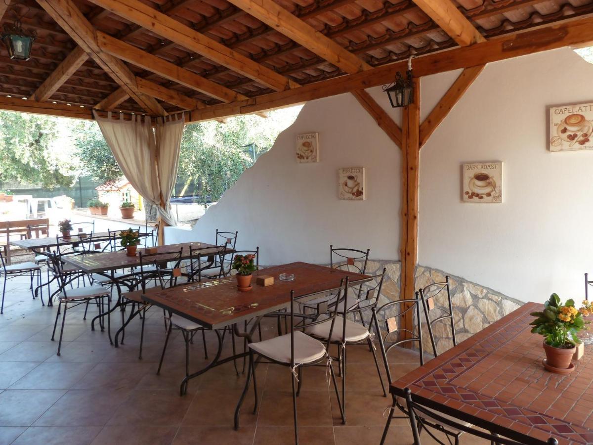 Apartments Villaggio Riccio Матината Екстериор снимка